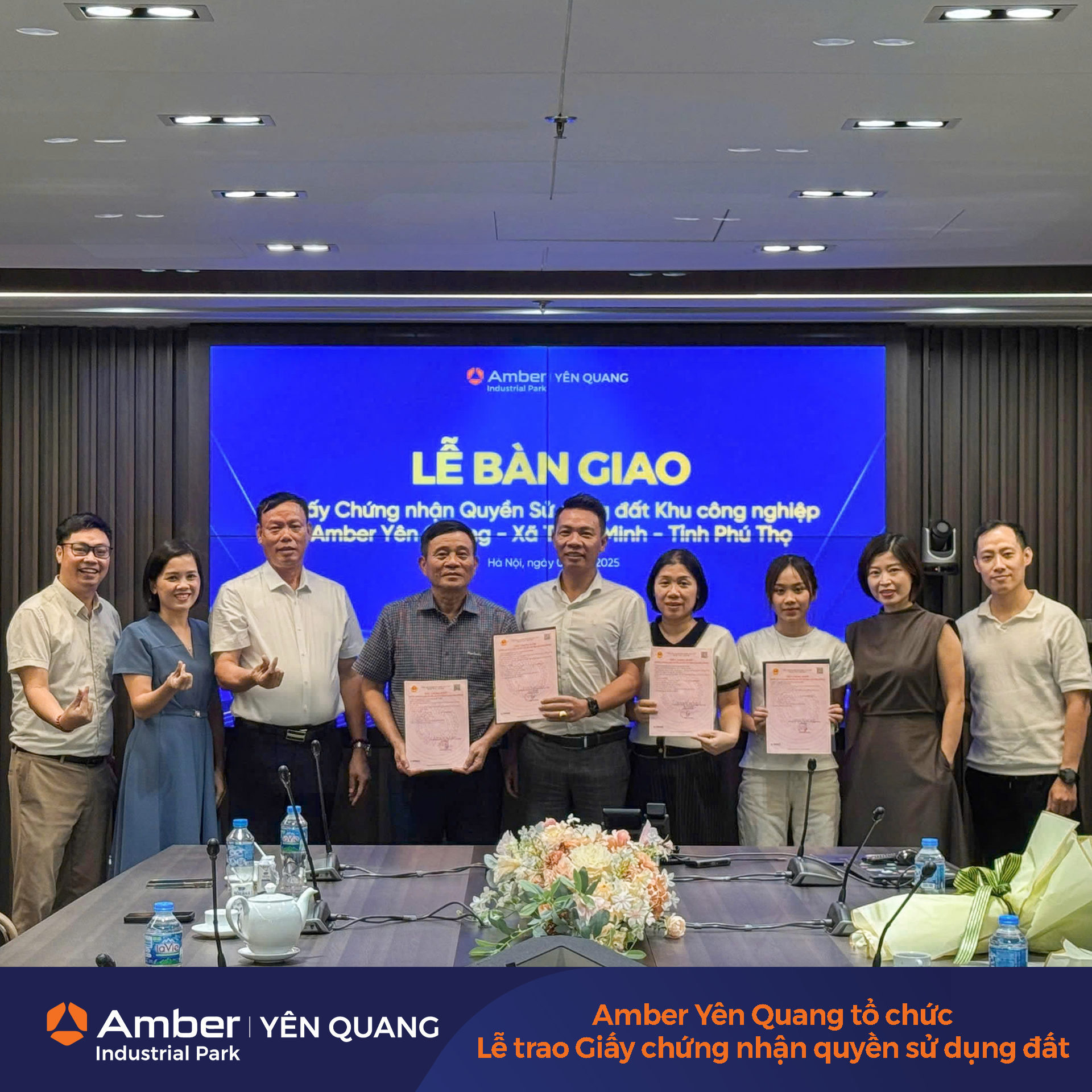 Amber Yên Quang tổ chức Lễ trao Giấy chứng nhận quyền sử dụng đất cho 4 nhà đầu tư