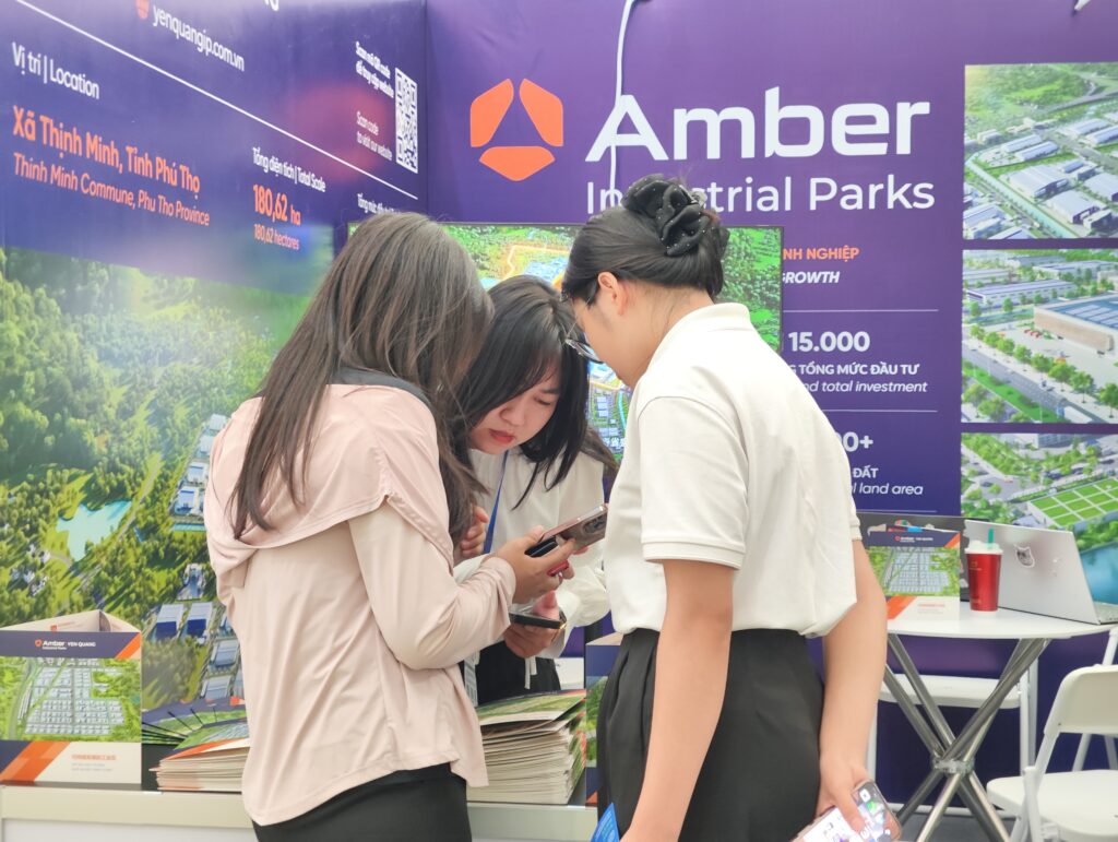Amber Industrial Parks khép lại hành trình tham dự VIIF 2025, mở rộng kết nối và hợp tác trong lĩnh vực bất động sản công nghiệp